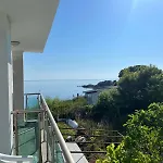Hotell арапя 2*