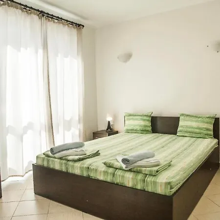 арапя Hotell