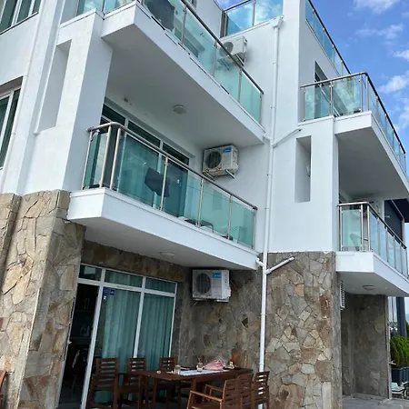 арапя Hotel