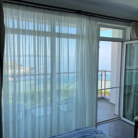 арапя Hotel 2*